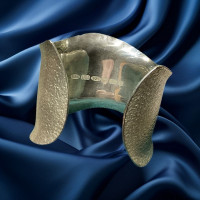 Pre-loved Vintage Second Hand 925 Sterling Silver Bangle 80g 2H925-215