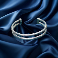 Pre-loved Vintage Second Hand 925 Silver Bangle 15g 2H925-229