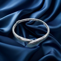Pre-Loved Vintage Second Hand 925 Silver Bangle 21.2g 2H925-330