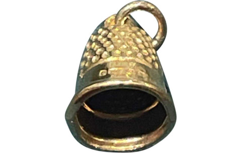 Pre-loved vintage second hand 9ct yellow gold thimble bracelet charm
