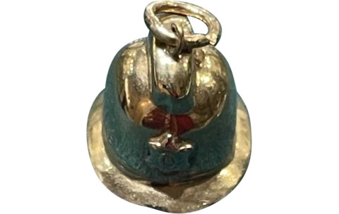 Pre-loved vintage second hand 9ct yellow gold fireman's helmet bracelet charm