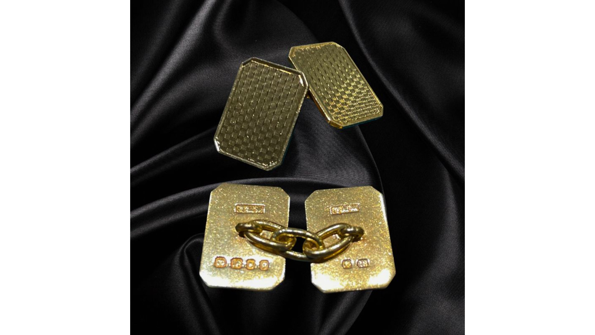 Antique Gold Cufflinks for Sale: Rare Jewellery Pieces