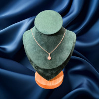 18ct White Gold 0.69ct Diamond Pendant Necklace NG054
