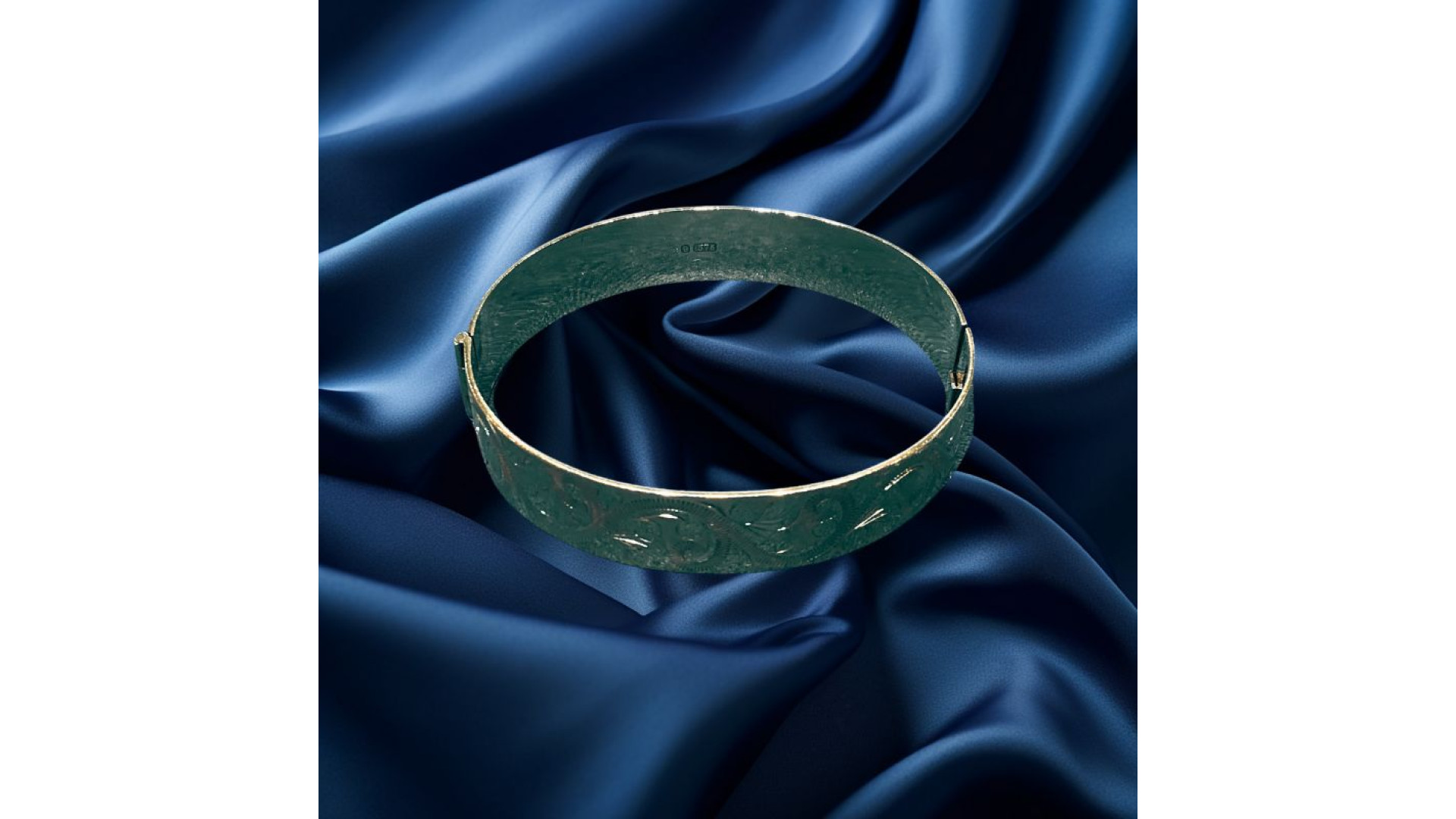 How Much Cheaper are Second Hand Gold Bangles in the UK?