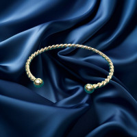 Pre-loved vintage second hand 9ct yellow gold bangle 2G0102