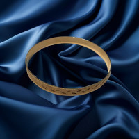 Pre-loved vintage second hand 9ct yellow gold bangle 2G0105