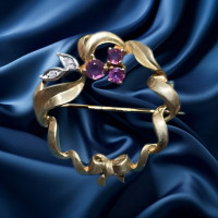 Pre-loved 9ct Yellow Gold Hallmarked Vintage Second Hand Wreath Memorial Brooch