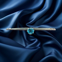 Pre-Loved vintage second hand 9ct white gold blue topaz bar brooch