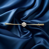Pre-Loved Vintage Second Hand Gold Not Hallmarked Diamond Bar Brooch